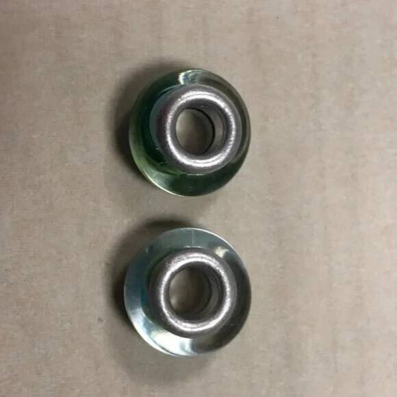 8 Miscellaneous Beads Including Pugster - Picture 11 of 14